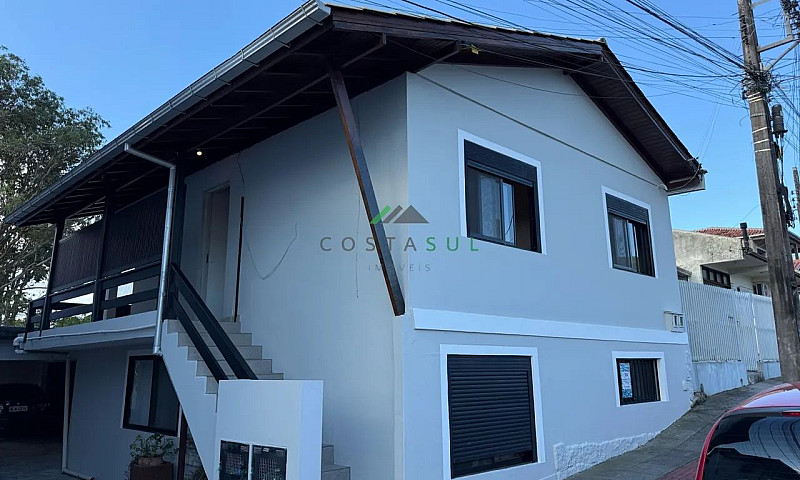 Vende-Se Casa Mobili...
