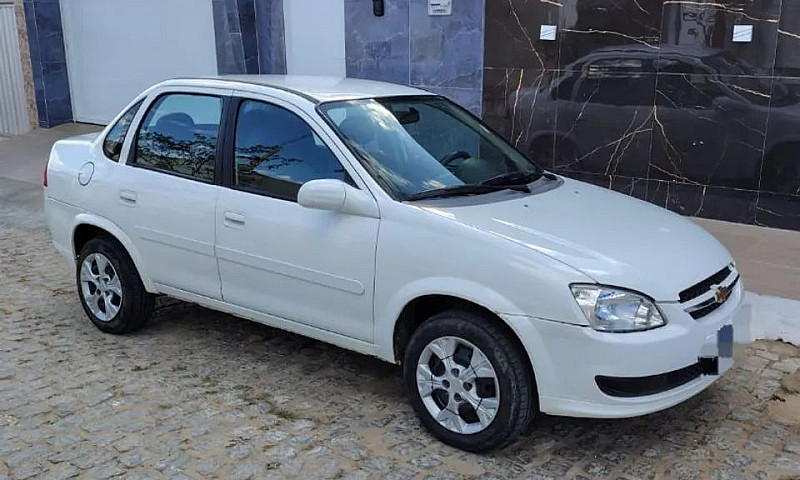 Chevrolet Classic Li...