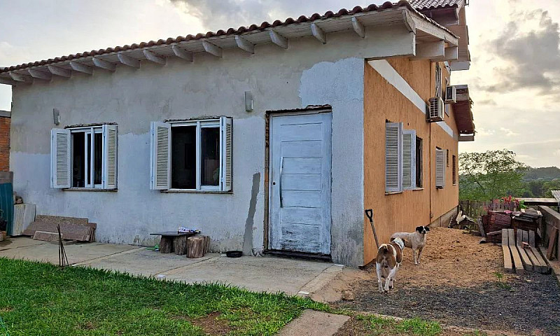 Casa De 4 Dormitório...