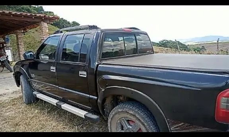 Chevrolet S10 Pick-U...