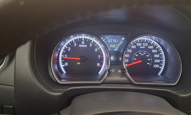 Nissan Versa Sl 1.6 ...