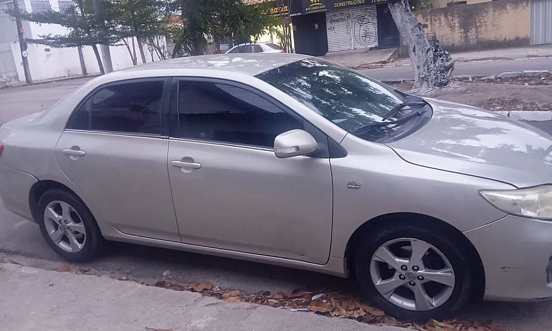 Toyota Corolla Xei 2...