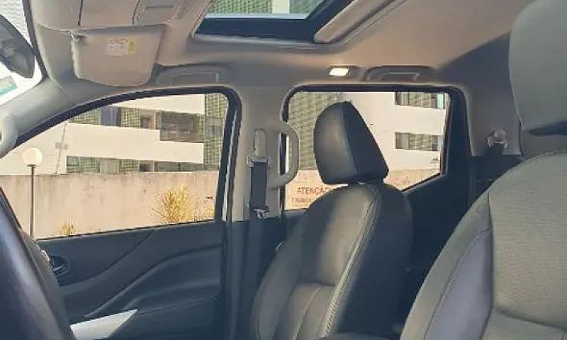 Nissan Frontier Le C...