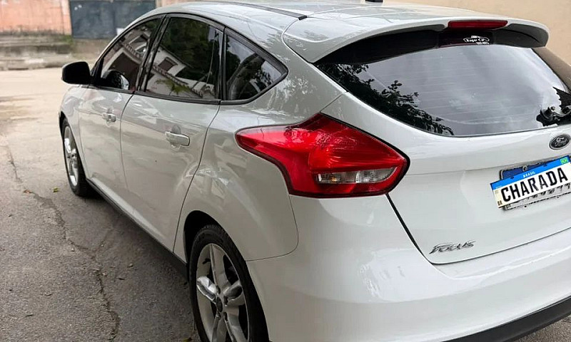 Ford Focus 1.6 S/Se/...