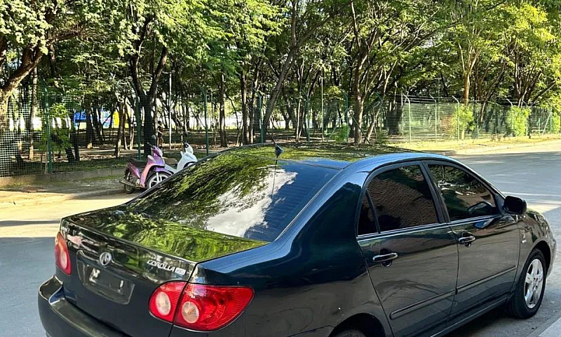 Toyota Corolla Xei 1...