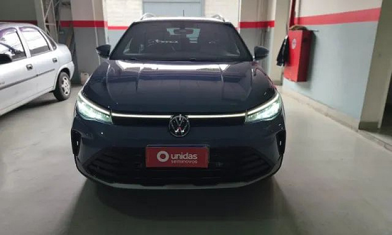 Volkswagen Nivus Hig...