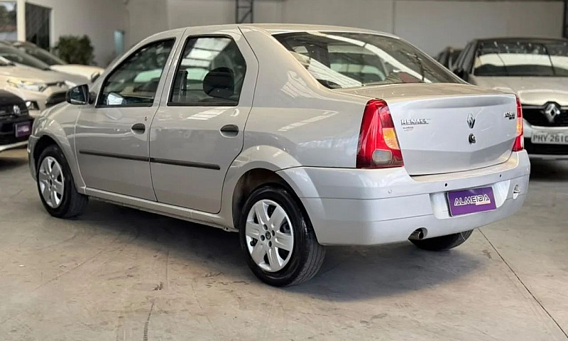 Renault Logan Expres...