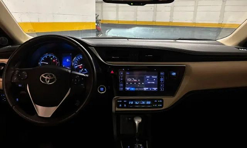 Toyota Corolla Altis...