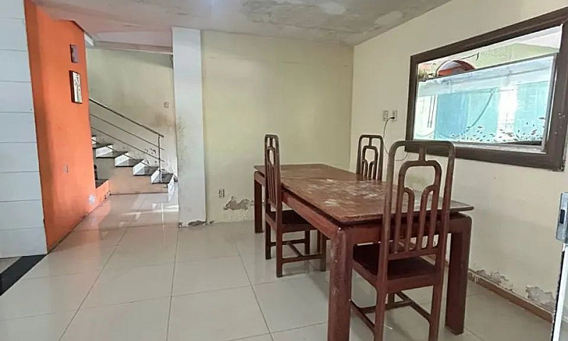 Casa Conjunto Satéli...
