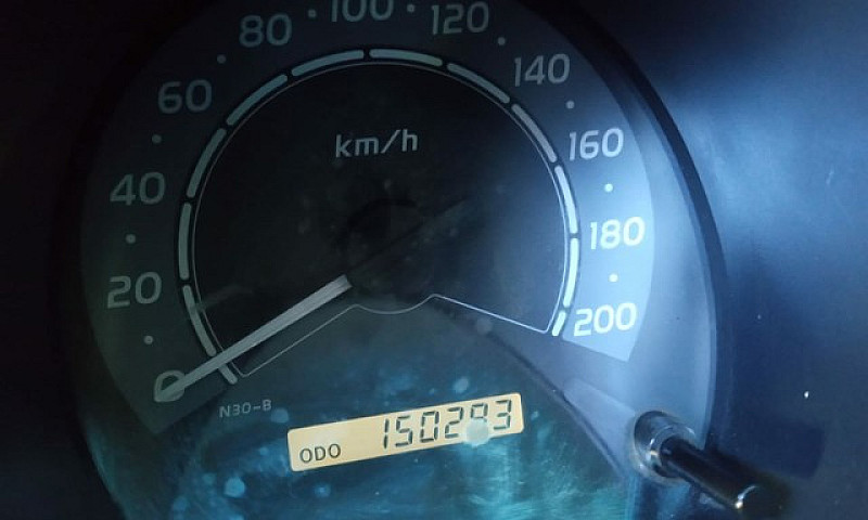 Hilux 4X4 Diesel 200...