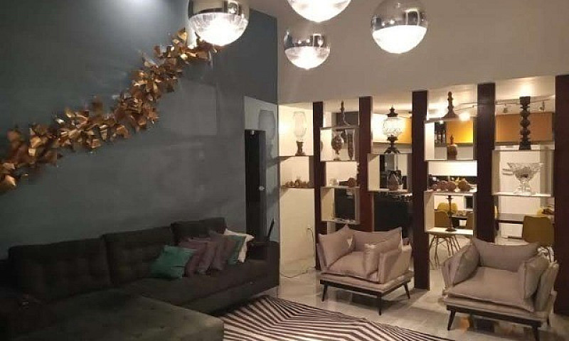 Maia Casa Em Manguin...