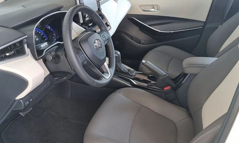 Toyota Corolla Altis...
