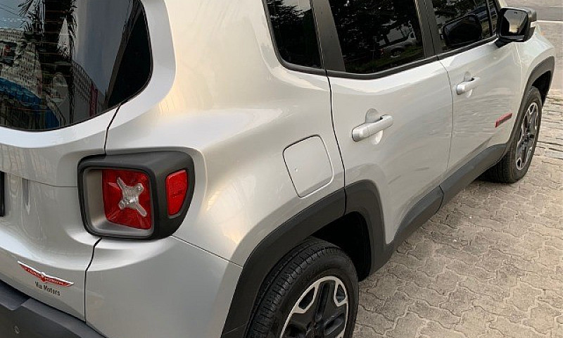 Jeep Renegade Trailh...