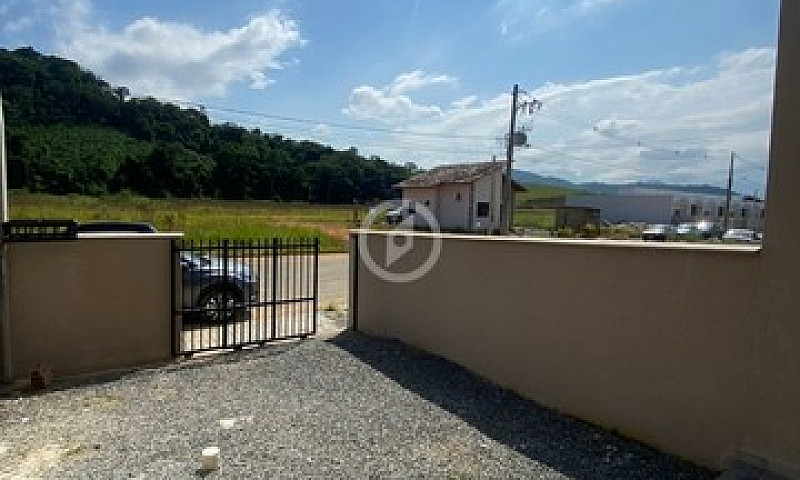 Casa À Venda No Bair...