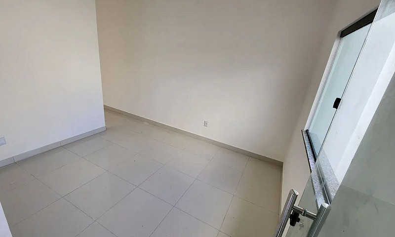 Casa Nova 2/4 Bairro...