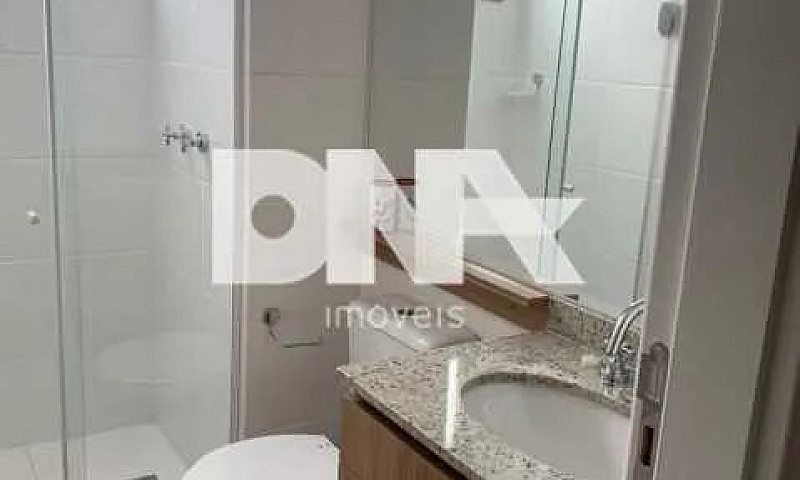 Apartamento-À Venda-...