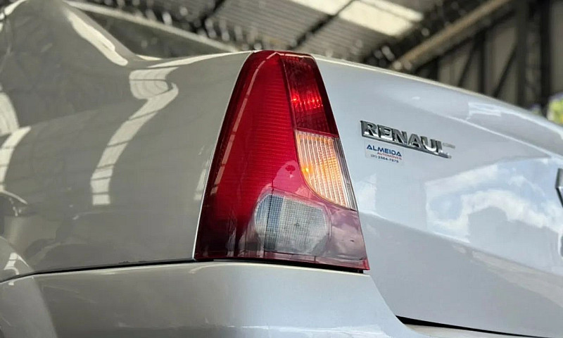 Renault Logan Expres...