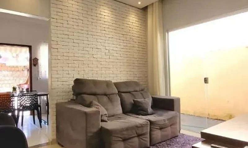 Casa Com 03 Quartos ...