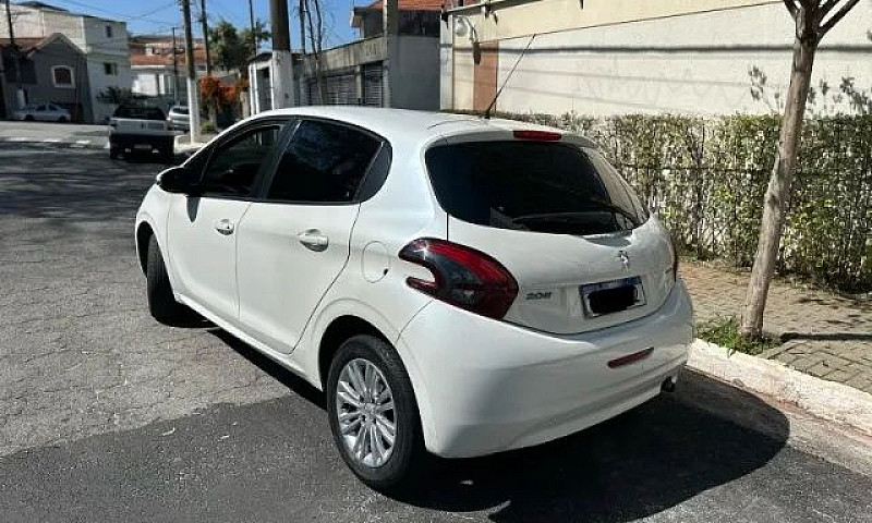 Peugeot 208 Active P...