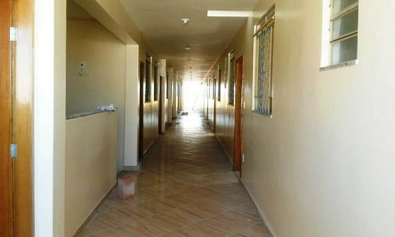 Excelente Quarto, Co...