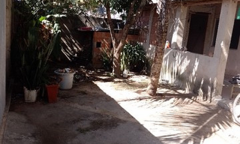 Vende-Se Casa Em Bar...