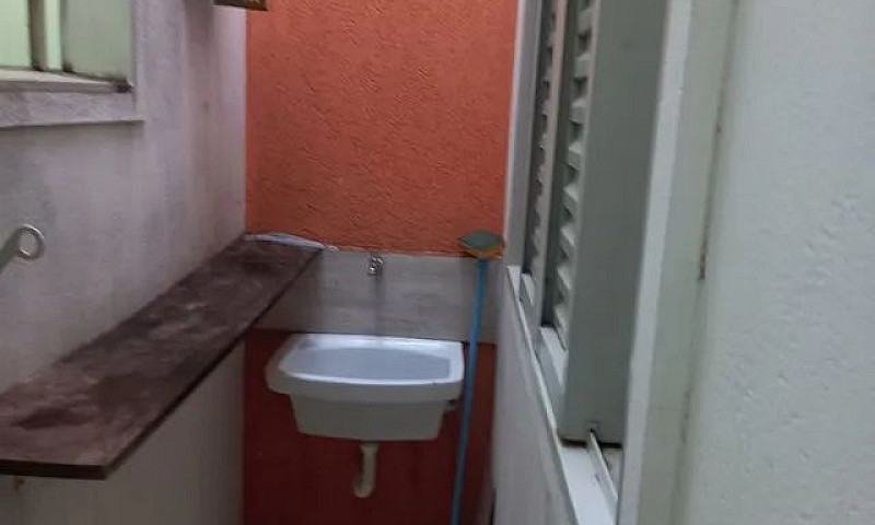 Aluguel, Lugar Muito...