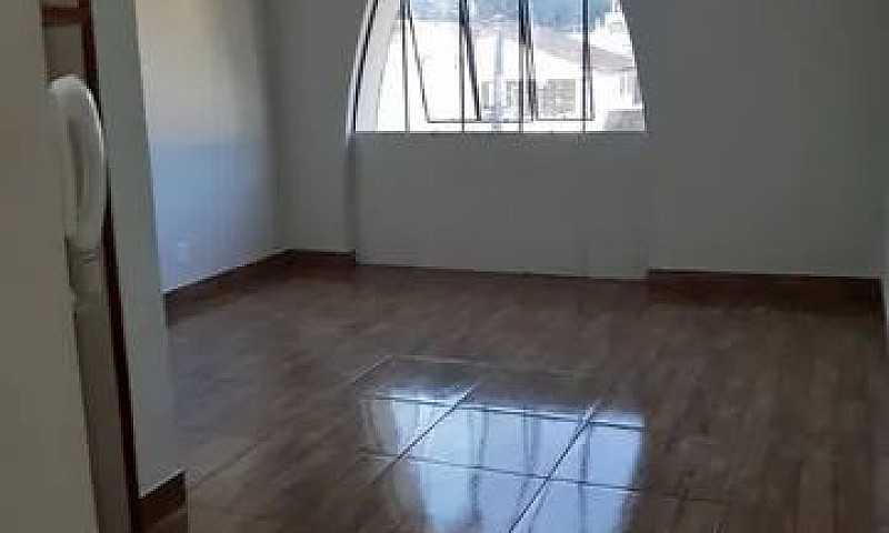 Alugo Kitnet R$600,0...