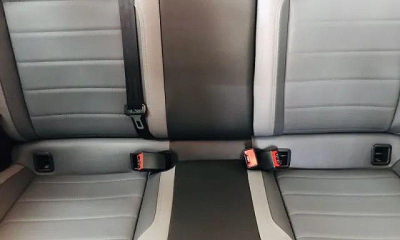 Volkswagen Nivus Hig...