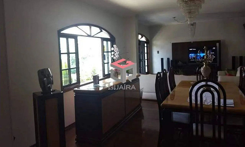 Sobrado À Venda 4 Qu...