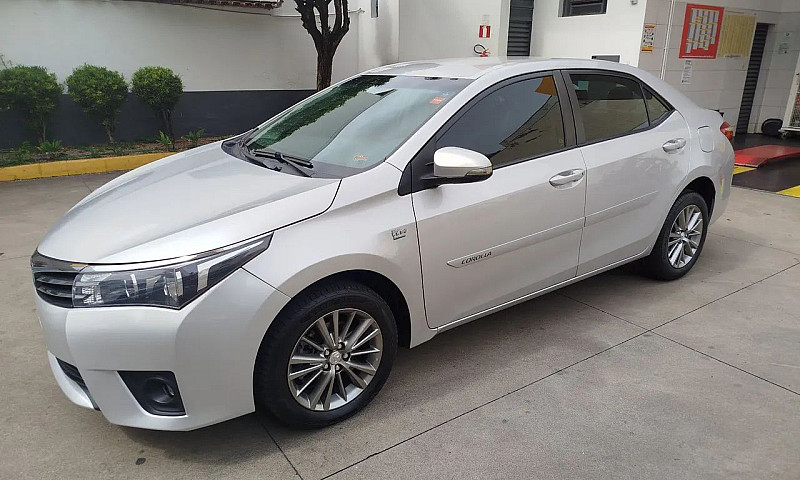 Toyota Corolla Xei 2...