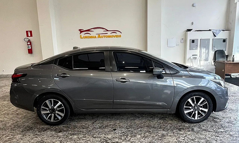 Versa 1.6 Carro Para...