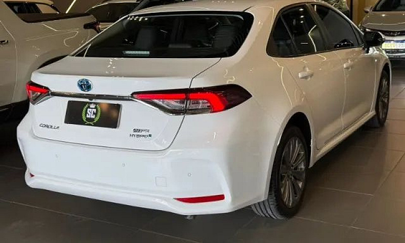 Toyota Corolla Altis...