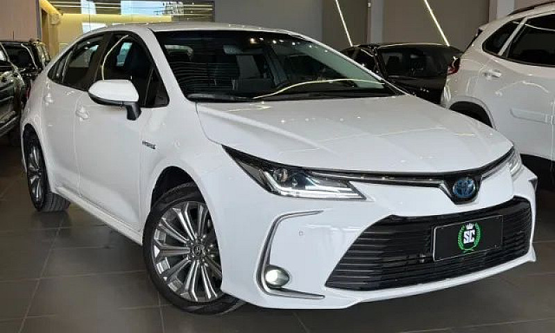 Toyota Corolla Altis...