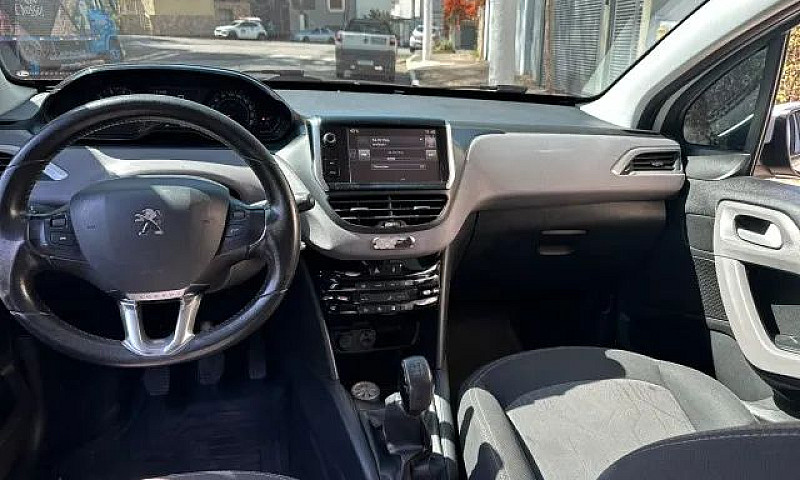 Peugeot 208 Active P...