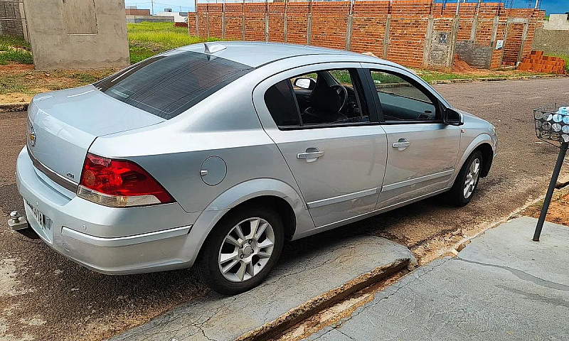 Chevrolet Vectra Exp...