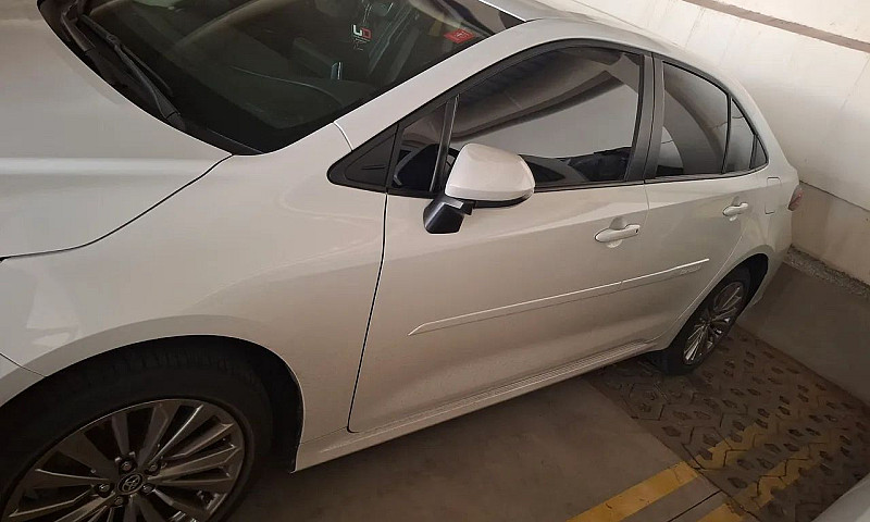 Toyota Corolla Xei 2...