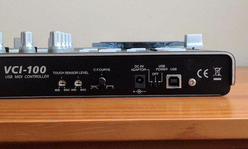 Controladora Midi Ve...