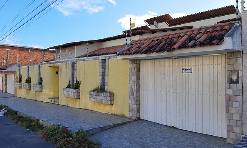 Casa Nova Recém Refo...