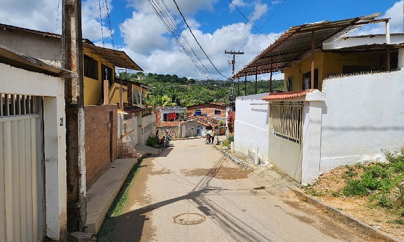 Vende-Se 2 Casas, Em...