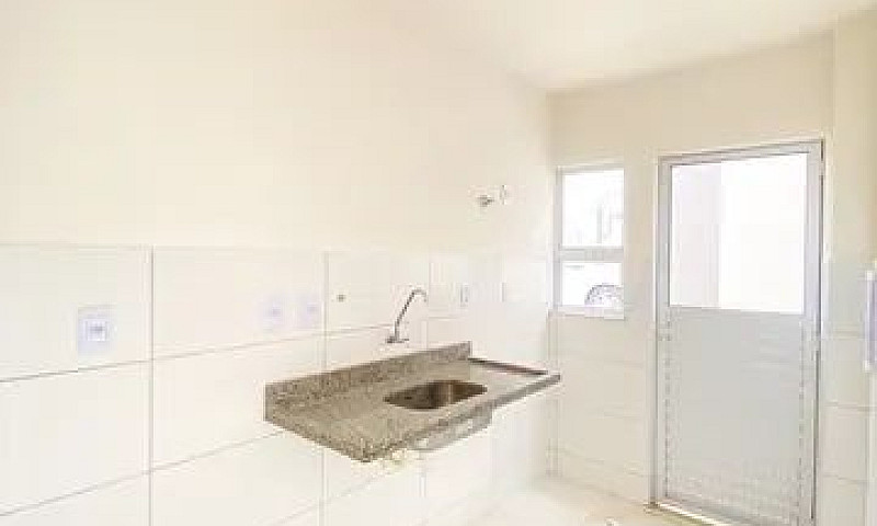 Excelente Casa 2/4 S...