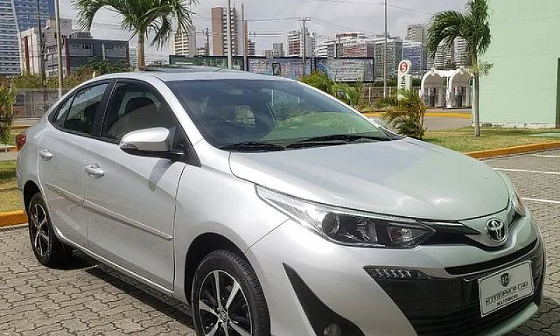 Toyota Yaris Xls Con...