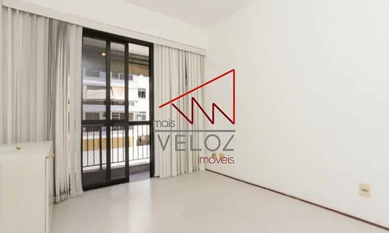 Apartamento-À Venda-...