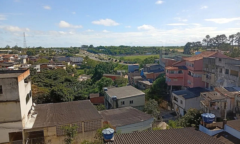 Vende-Se Prédio Loca...