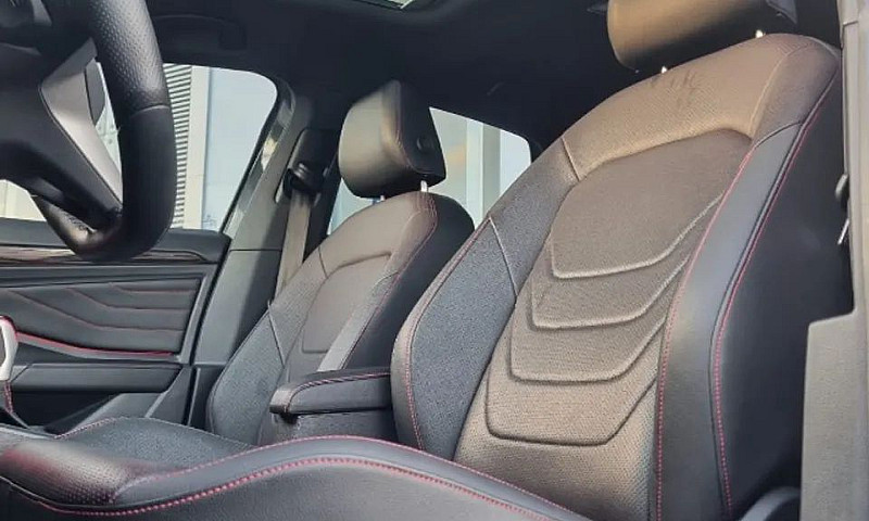 Volkswagen Jetta Gli...