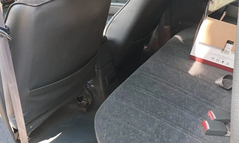 Toyota Hilux Cd Sr 4...