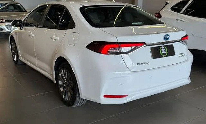 Toyota Corolla Altis...