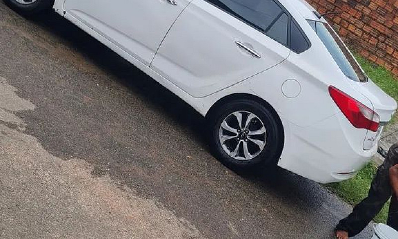 Hyundai Hb20S C.plus...