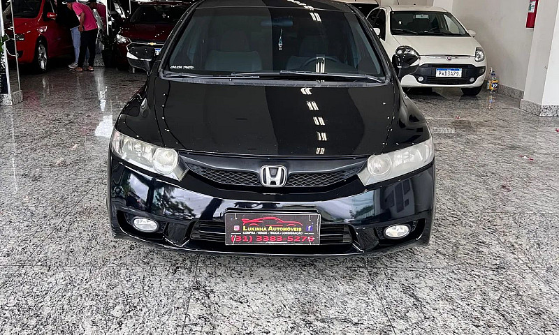 Honda Civic 1.8 Aut....