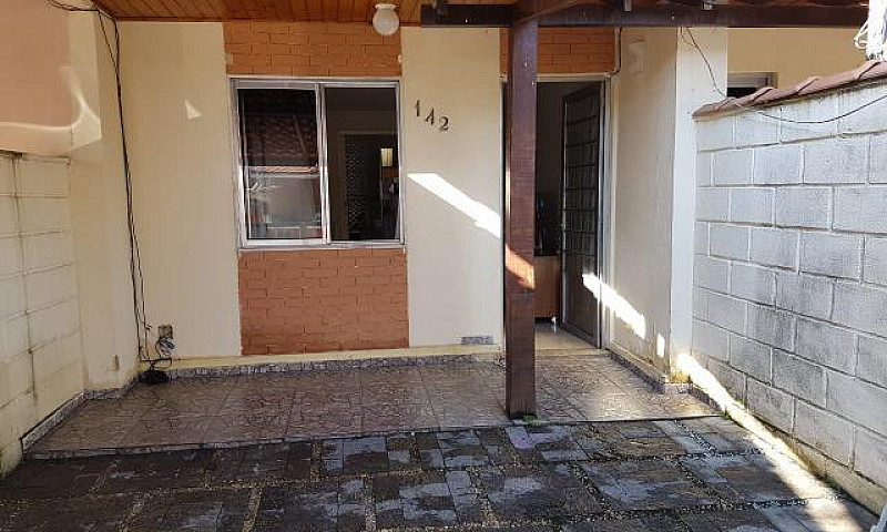 Casa Em Condomínio 0...