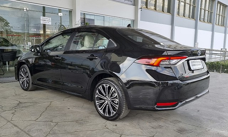 Toyota Corolla 1.8 V...